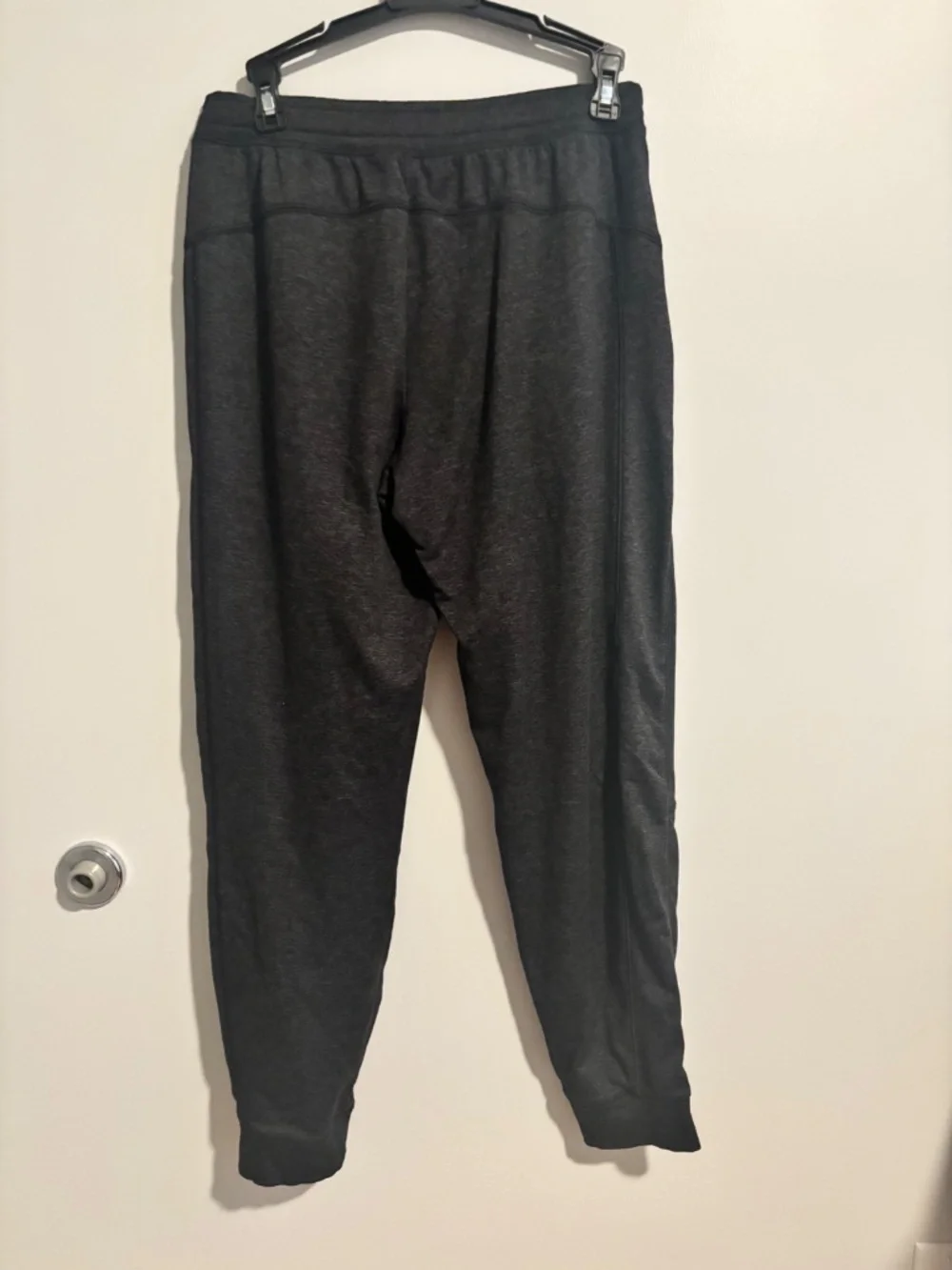 American Eagle joggers